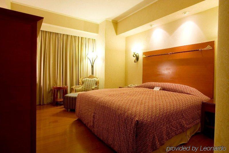 Hualien Charming City Hotel Esterno foto