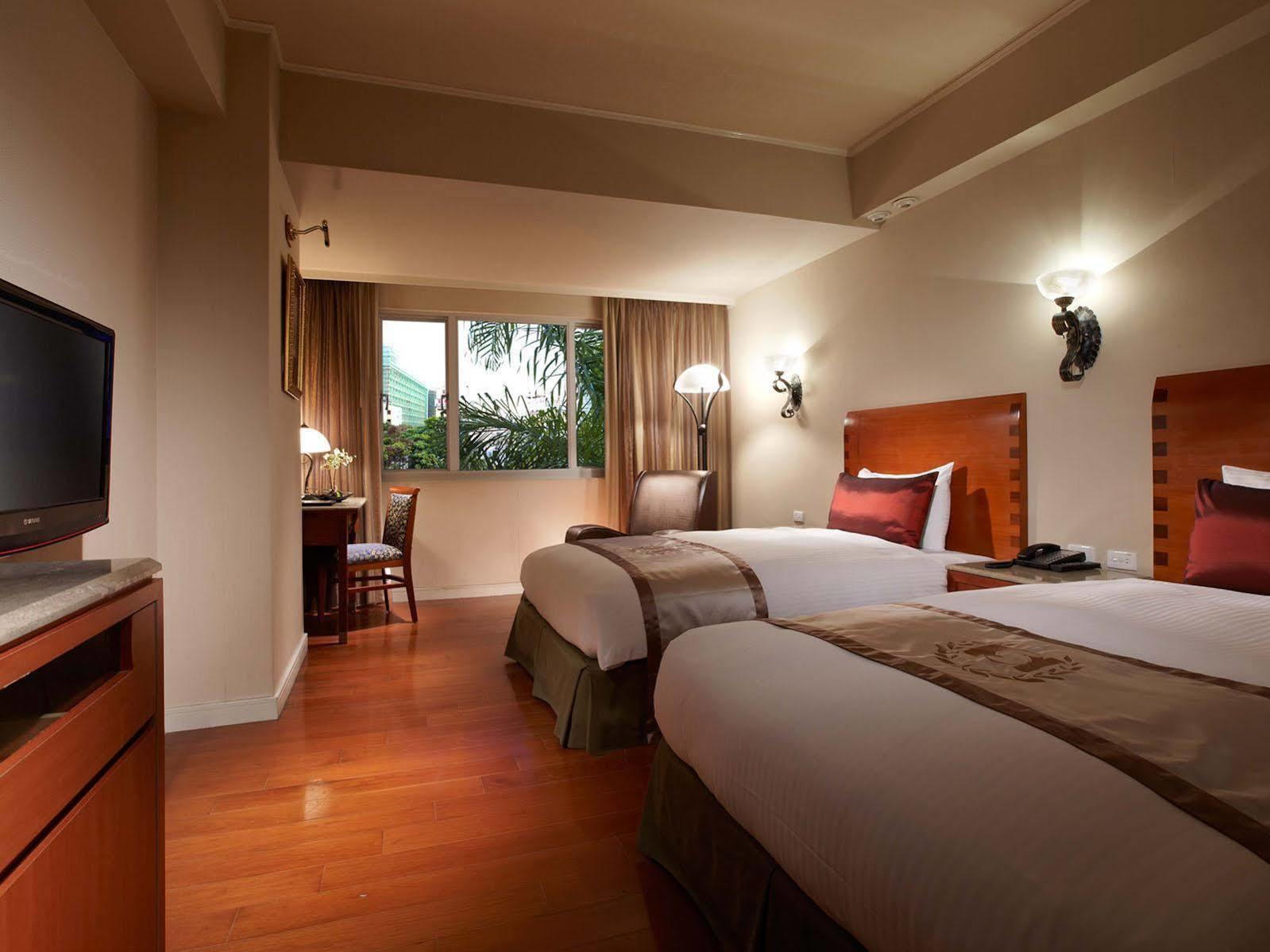Hualien Charming City Hotel Esterno foto