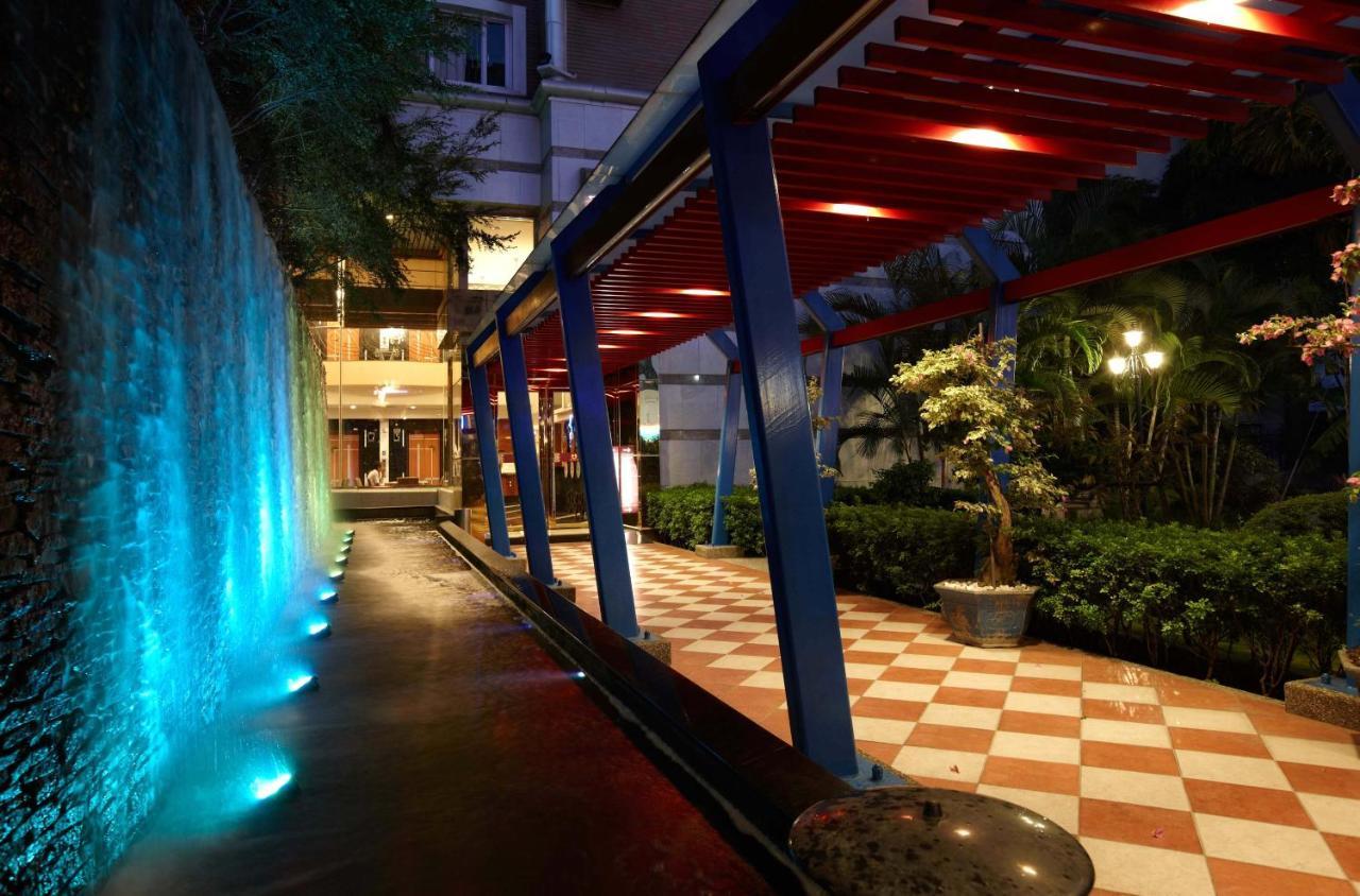 Hualien Charming City Hotel Esterno foto